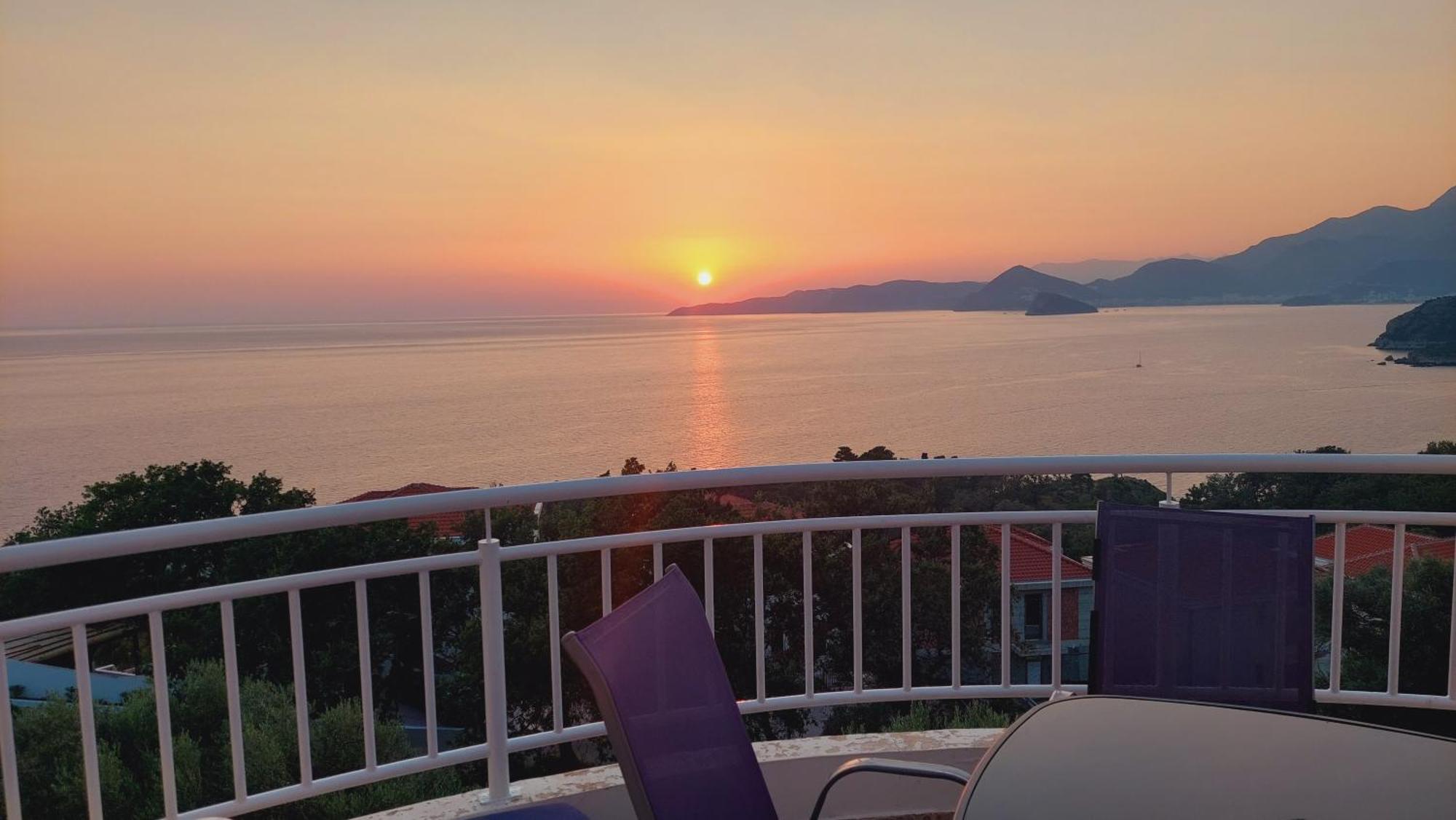 Vila Natalia Petrovac Εξωτερικό φωτογραφία